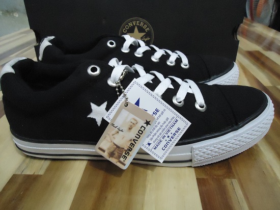 is one star converse fake